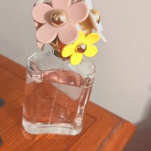 Daisy Marc Jacobs